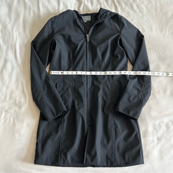 Beechers Brook Black Rain Coat | Small - Picture 8 of 9